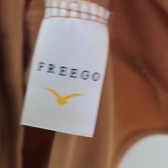 Freego Tan Blouse Size M - Picture 4 of 7